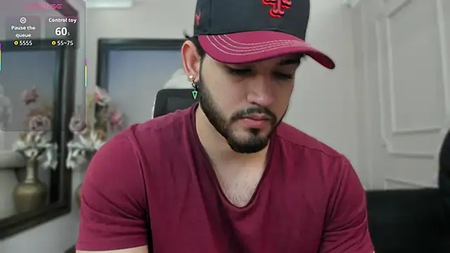 Snapshot of ElianKeiser chatting on November 2025 12:07:02 PM ElianKeiser online show from November 2025 12:07:02 PM