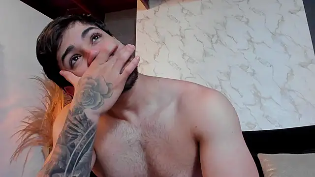 Snapshot of ElianKeiser chatting on November 2025 01:00:01 PM ElianKeiser online show from November 2025 01:00:01 PM