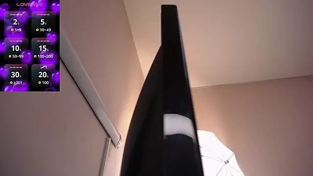 ingrid03 taffur online show from December 2025 08:59:02 PM