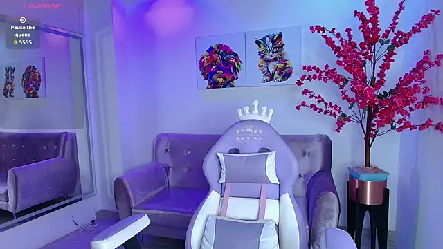 Summer miller online show from October 2025 11:39:02 AM