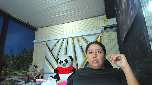 DulcineaSaenz online show from October 2025 08:10:01 PM