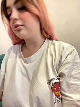 KellyMoors online show from November 2025 09:31:01 AM