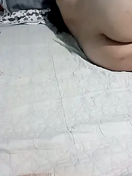 tulip-bae online show from October 2025 03:25:02 AM