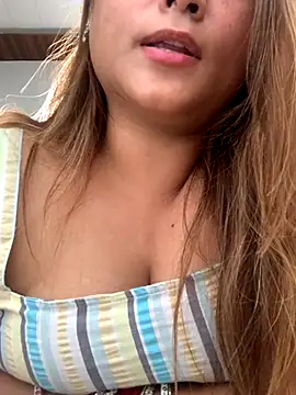 Snapshot of hottylover03 chatting on October 2025 08:03:01 AM hottylover03 online show from October 2025 08:03:01 AM