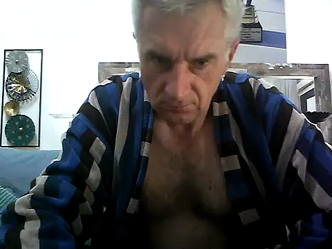 Vintermelon2 online show from October 2025 06:32:02 AM