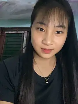 banlinh004 online show from October 2025 02:37:01 PM
