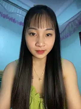 banlinh004 online show from October 2025 03:58:01 PM