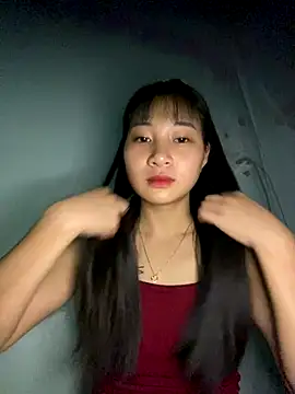 banlinh004 online show from October 2025 12:44:01 AM