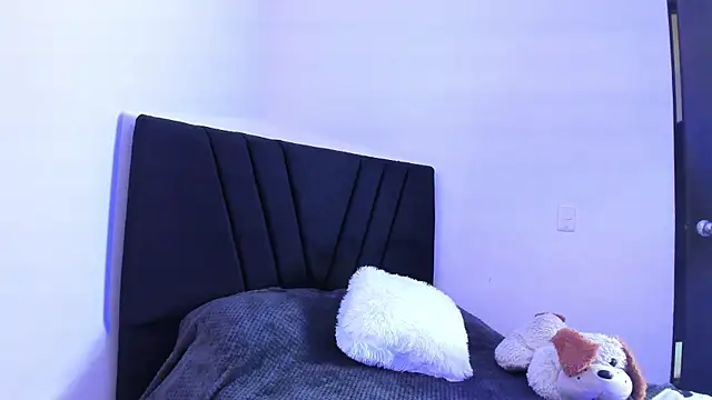 ValeStone online show from December 2025 09:10:02 PM