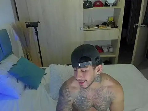 Dammianmiller online show from July 2026 04:54:02 AM