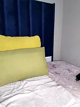 SweetJuicyPussy97 online show from February 2026 06:20:01 PM