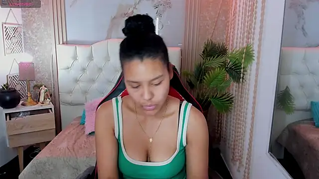 AriaVega online show from March 2026 12:16:01 PM