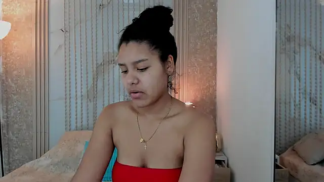 Snapshot of AriaVega chatting on May 2026 01:18:02 PM AriaVega online show from May 2026 01:18:02 PM