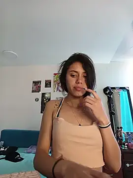 caramel doll   online show from November 2025 05:48:02 PM