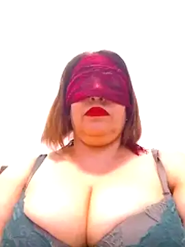 Snapshot of -Sonbola chatting on December 2025 09:23:02 PM -Sonbola online show from December 2025 09:23:02 PM