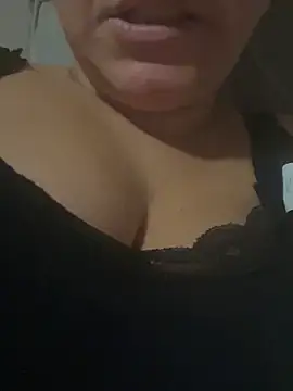 Daiana Andra online show from December 2025 02:11:01 PM