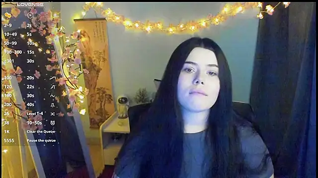 Mona Esty online show from February 2026 01:21:01 PM