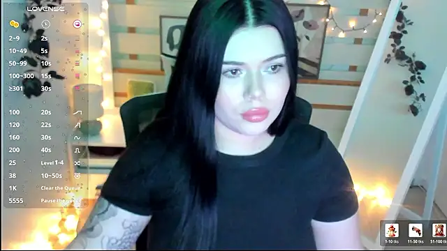 Mona Esty online show from March 2026 09:54:02 PM