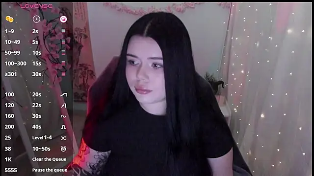 Mona Esty online show from March 2026 08:19:01 AM