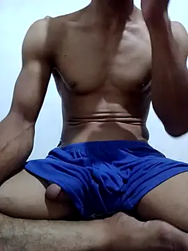 Aimoo97 online show from October 2025 06:52:02 PM