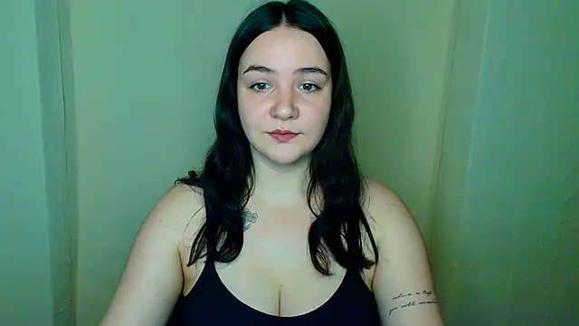 Snapshot of OliviaMontgommery chatting on July 2026 12:24:01 AM OliviaMontgommery online show from July 2026 12:24:01 AM