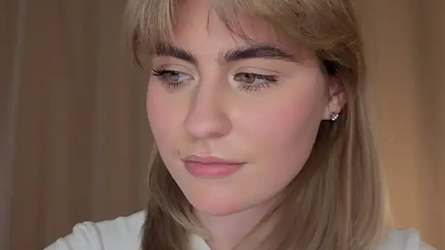 EuniceRaymundo online show from October 2025 06:17:02 PM