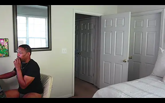 CareyDisD online show from October 2025 02:06:02 PM