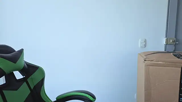 Qadeshoficial online show from October 2025 09:37:01 PM