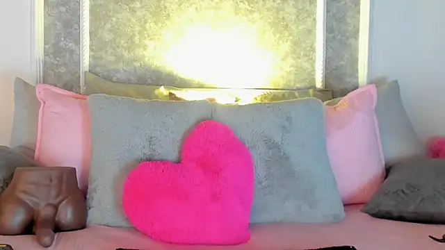  victoriaa  lois online show from October 2025 07:41:01 PM