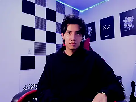 jeycobb online show from November 2025 02:12:02 PM