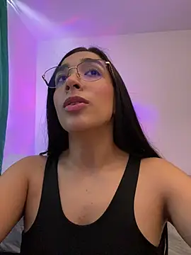 SabrinaEvanss  online show from March 2026 06:37:01 PM