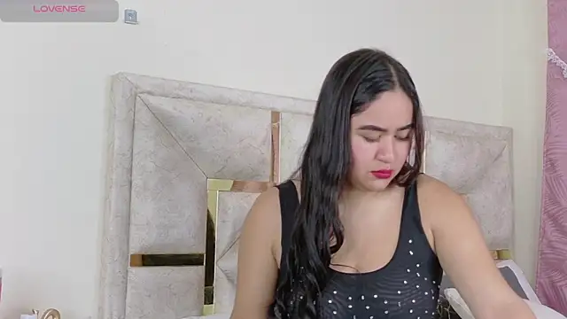 Mia belmontt online show from October 2025 08:08:02 PM