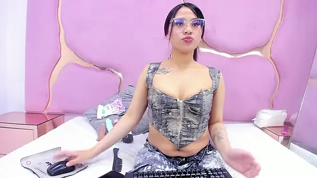 Violeta Koch69 online show from October 2025 01:42:02 PM