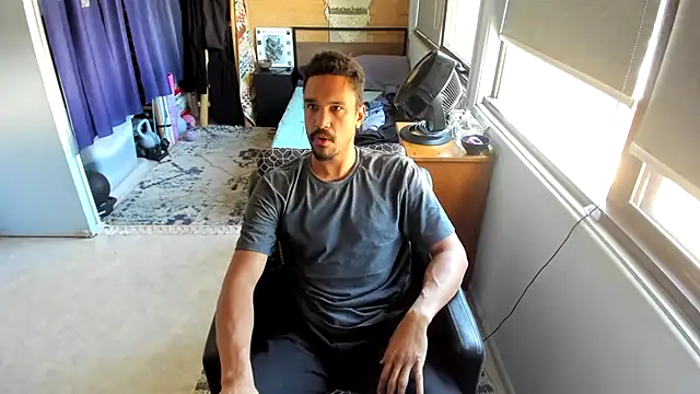 CassiusJohnson online show from October 2025 01:17:02 AM