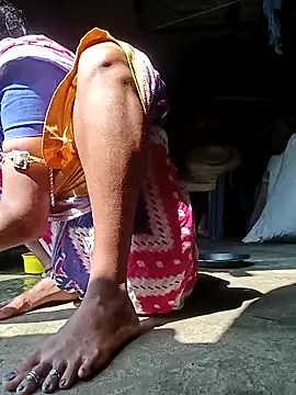 Hotty-romi3 online show from October 2025 03:39:02 AM