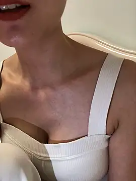 Mile-m online show from April 2026 11:31:02 AM