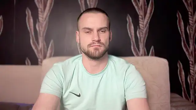 Iveraan online show from October 2025 05:02:02 PM