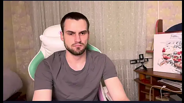 Iveraan online show from November 2025 07:35:01 PM