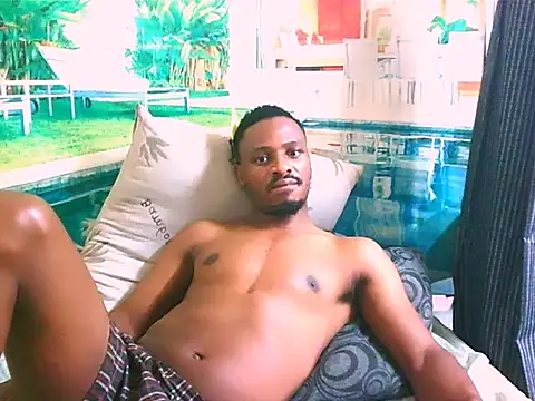 EbonyTiger69 online show from December 2025 06:59:01 PM