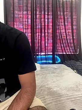 Snapshot of vickyandtania chatting on January 2026 09:46:02 AM vickyandtania online show from January 2026 09:46:02 AM