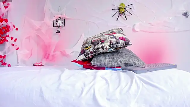 2 fire online show from October 2025 08:02:02 PM