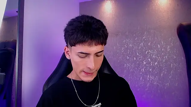 MateoMitchell online show from February 2026 11:37:01 PM