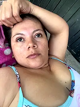 lady and charly online show from December 2025 05:09:01 PM