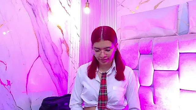 KiraRuby online show from November 2025 02:30:01 PM