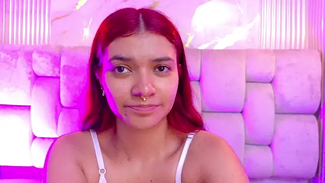 KiraRuby online show from November 2025 04:31:02 PM