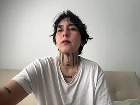 DaisyEmily online show from June 2026 05:08:01 PM