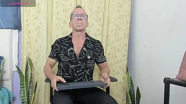 Snapshot of _axelking_ chatting on June 2026 11:34:02 AM axelking online show from June 2026 11:34:02 AM