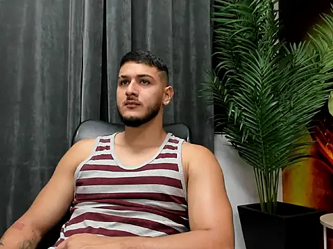 jasonshaw25 online show from February 2026 06:15:01 PM