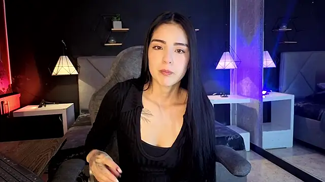 giapearl25 online show from November 2025 06:08:01 PM