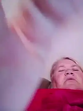 LusiyaGold5 online show from November 2025 08:31:01 PM